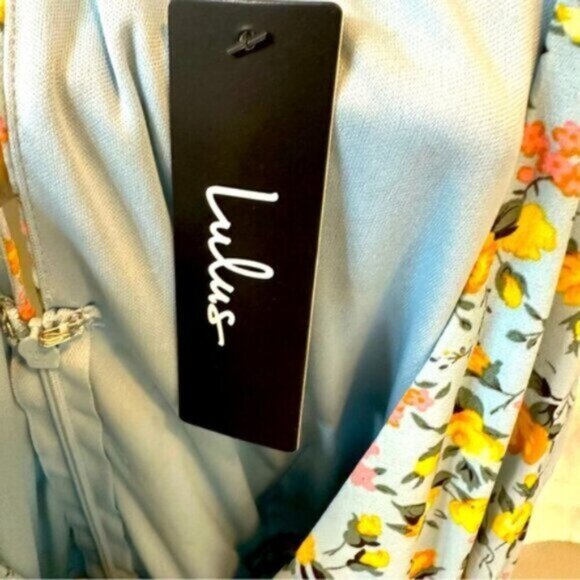 NWT Lulu’s | Feeling Butterflies Light Blue Floral Tiered Mini Dress Size Large - Picture 13 of 15